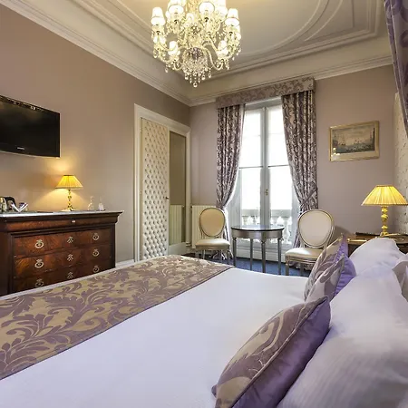 Claridge 4* Paris