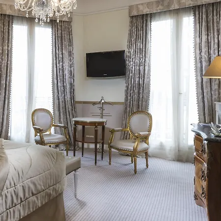 Otel Claridge Paris