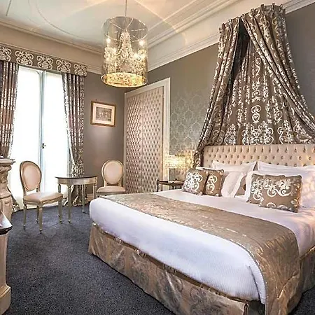 Claridge מלון