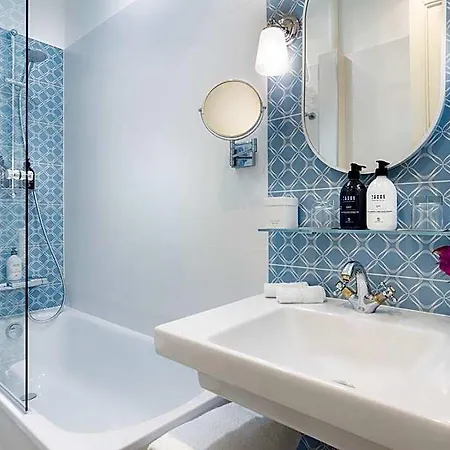 Claridge Hotel 4*