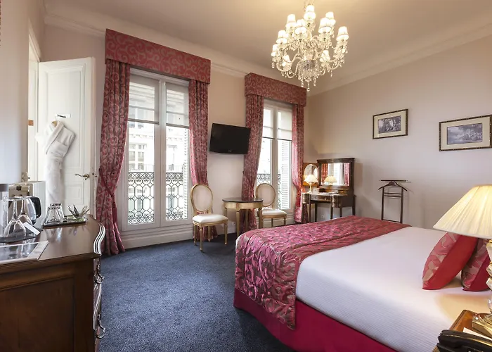 Отель Claridge 4*