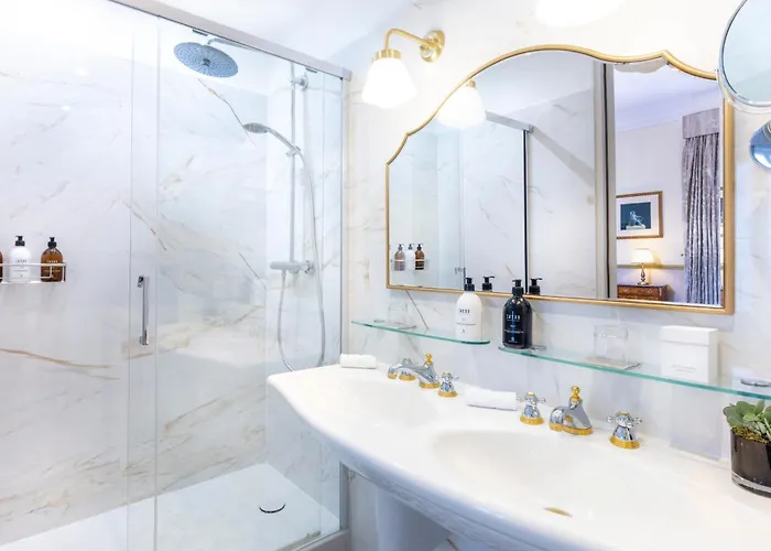 Отель Claridge Париж