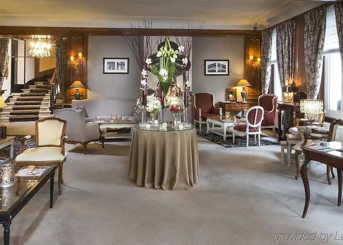 Claridge Szálloda