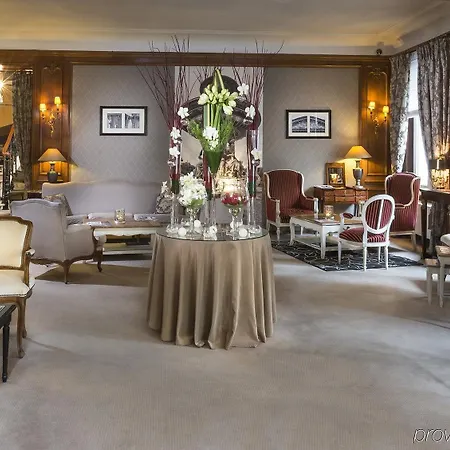 Claridge Hotel