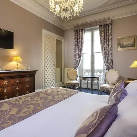 Claridge Hotel