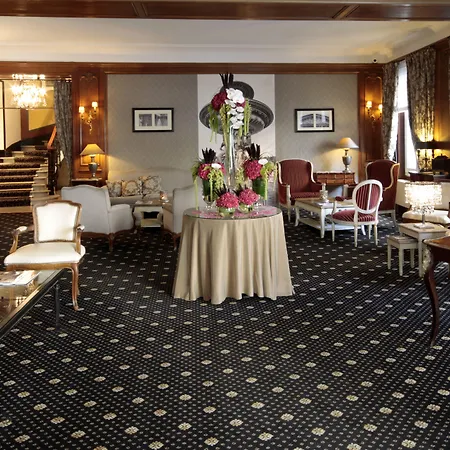 Claridge 4* פריז